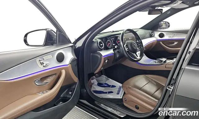 Mercedes-Benz E-Class 2019 2.0 автомат (гидро), миниатюра 10