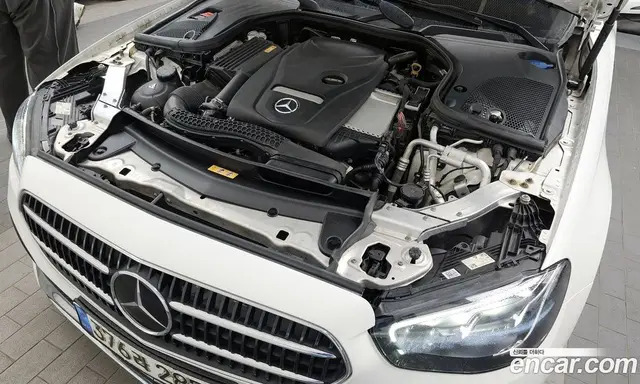 Mercedes-Benz E-Class 2020 2.0 автомат (гидро), миниатюра 6