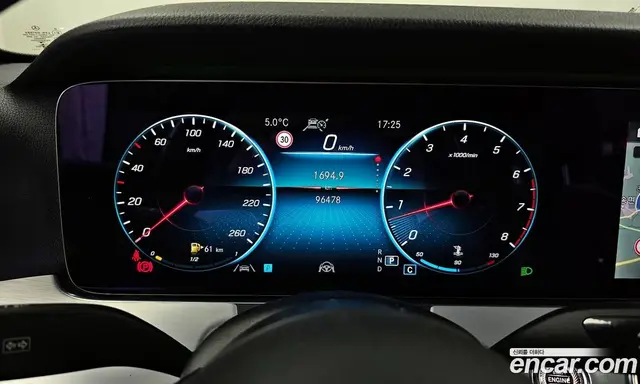 Mercedes-Benz E-Class 2020 2.0 автомат (гидро), миниатюра 8