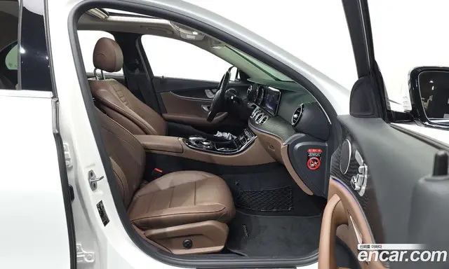 Mercedes-Benz E-Class 2020 1.9 автомат (гидро), миниатюра 11 Mercedes-Benz E-Class 2020 1.9 автомат (гидро), миниатюра 11