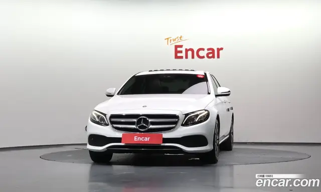 Mercedes-Benz E-Class 2020 1.9 автомат (гидро), миниатюра 3 Mercedes-Benz E-Class 2020 1.9 автомат (гидро), миниатюра 3