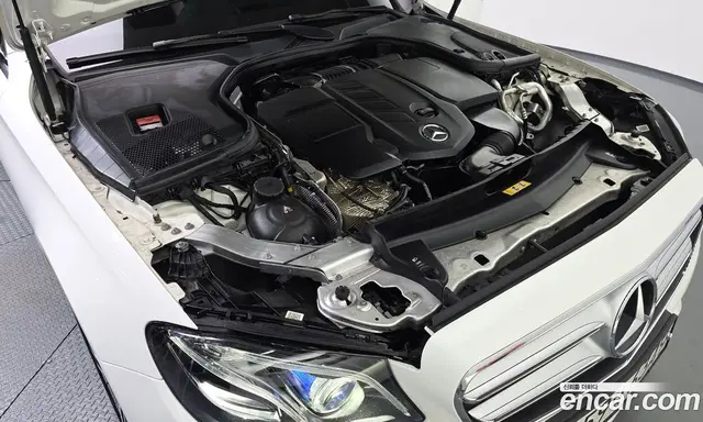 Mercedes-Benz E-Class 2020 1.9 автомат (гидро), миниатюра 6 Mercedes-Benz E-Class 2020 1.9 автомат (гидро), миниатюра 6