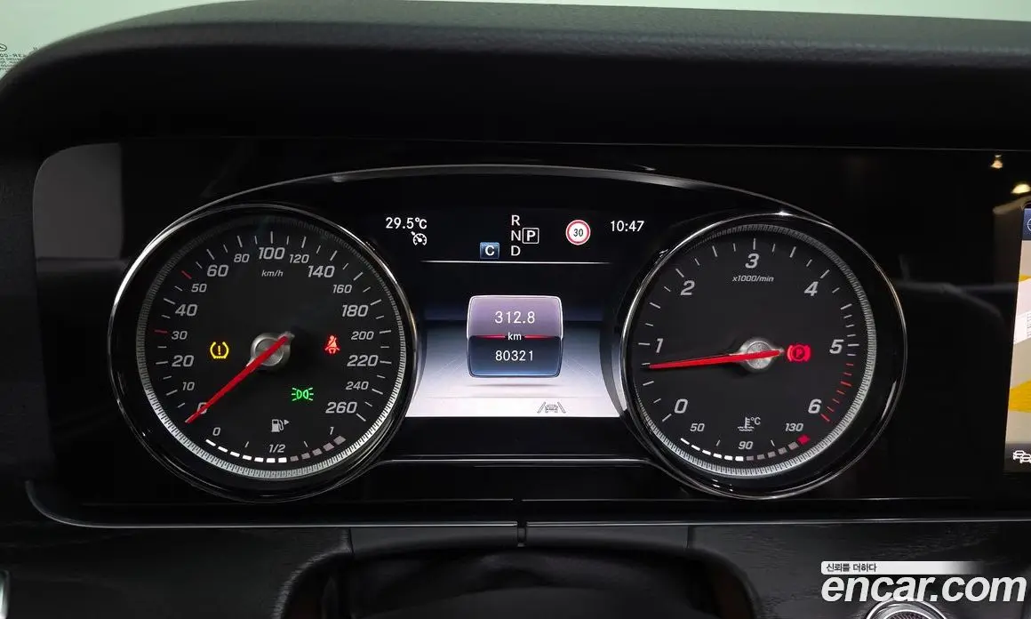 Mercedes-Benz E-Class 2020 1.9 автомат (гидро), фото 8 Mercedes-Benz E-Class 2020 1.9 автомат (гидро), фото 8
