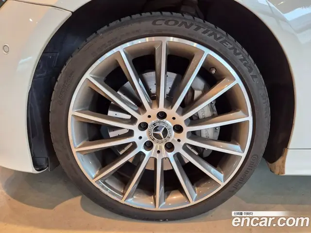 Mercedes-Benz E-Class 2021 3.0 автомат (гидро), миниатюра 5 Mercedes-Benz E-Class 2021 3.0 автомат (гидро), миниатюра 5