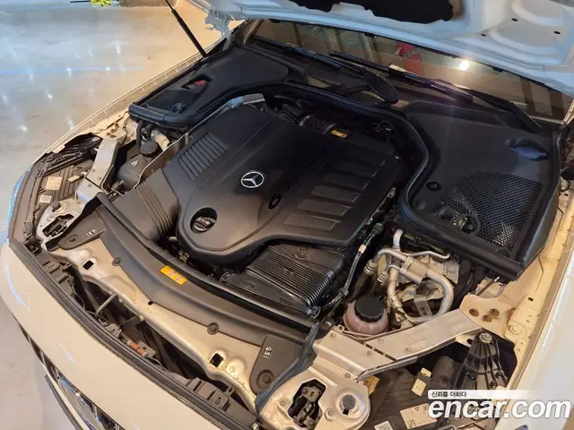 Mercedes-Benz E-Class 2021 3.0 автомат (гидро), миниатюра 6 Mercedes-Benz E-Class 2021 3.0 автомат (гидро), миниатюра 6