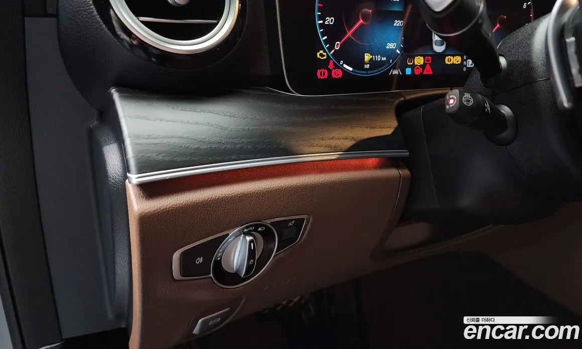 Mercedes-Benz E-Class 2022 2.0 автомат (гидро), фото 18
