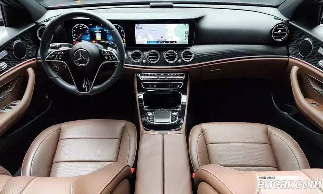 Mercedes-Benz E-Class 2022 2.0 автомат (гидро), миниатюра 7