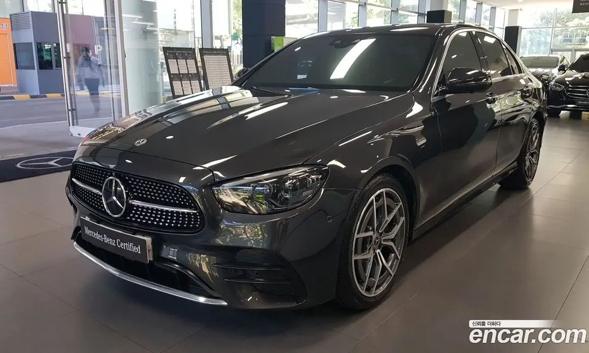 Mercedes-Benz E-Class 2022 1.9 автомат (гидро), фото 1 Mercedes-Benz E-Class 2022 1.9 автомат (гидро), фото 1