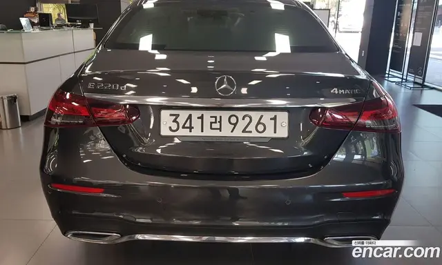 Mercedes-Benz E-Class 2022 1.9 автомат (гидро), миниатюра 4 Mercedes-Benz E-Class 2022 1.9 автомат (гидро), миниатюра 4