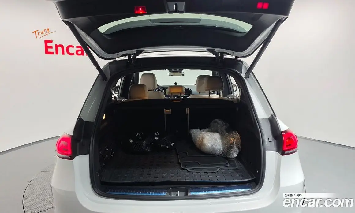 Mercedes-Benz GLE-Class 2023 2.0 автомат (гидро), фото 18