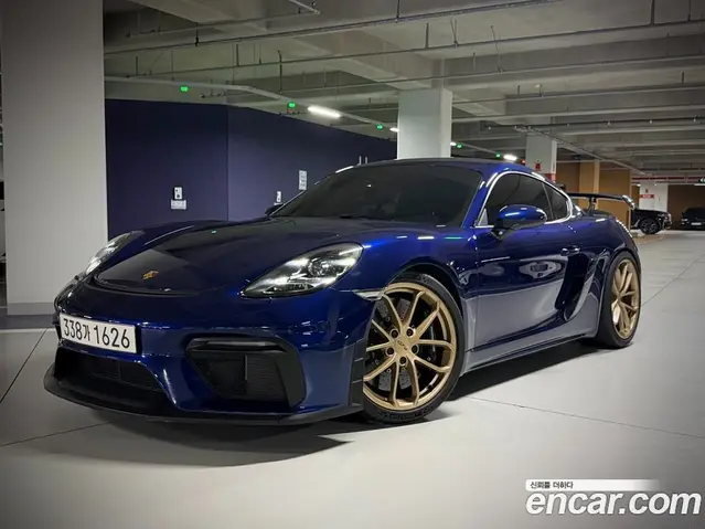 Porsche 718, 2023, 14 700 км