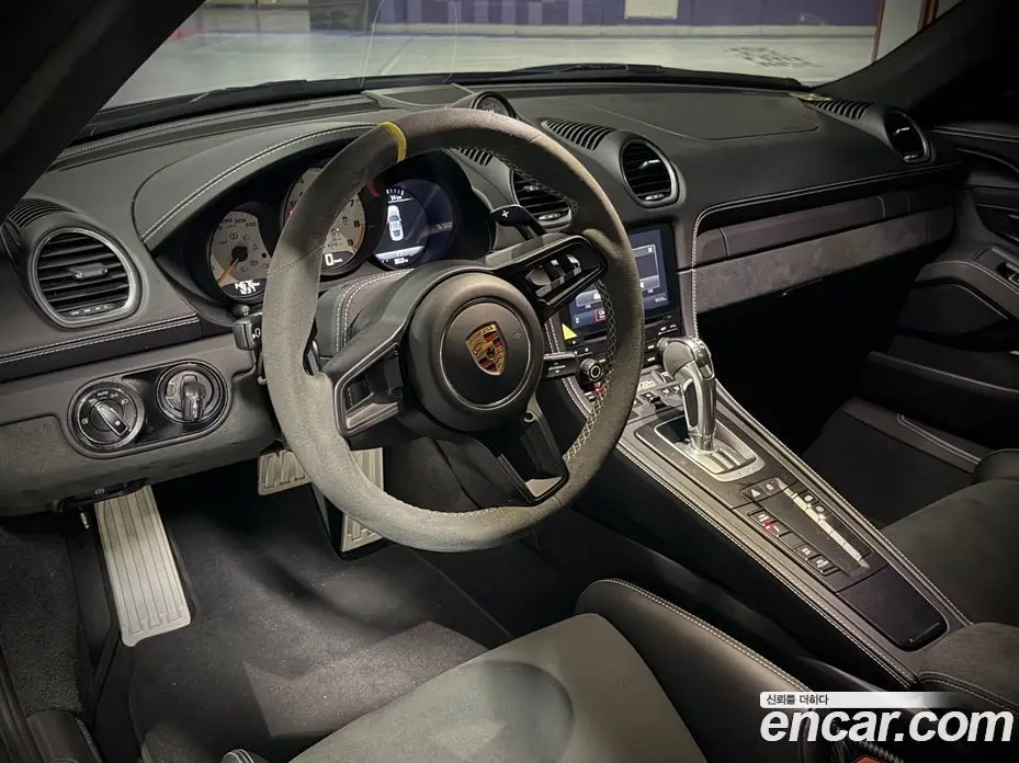 Porsche 718 2023 4.0 автомат (гидро), фото 9 Porsche 718 2023 4.0 автомат (гидро), фото 9