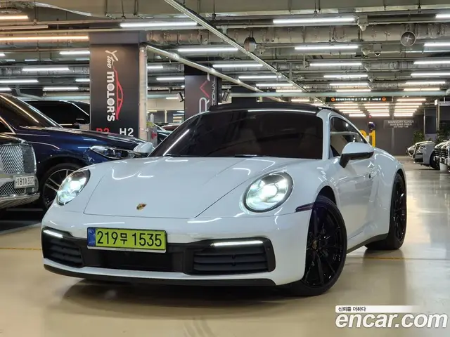 Porsche 911, 2020, 27 810 км