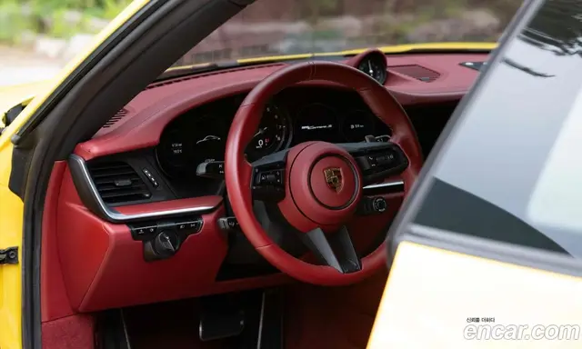 Porsche 911 2021 3.0 автомат (гидро), миниатюра 6