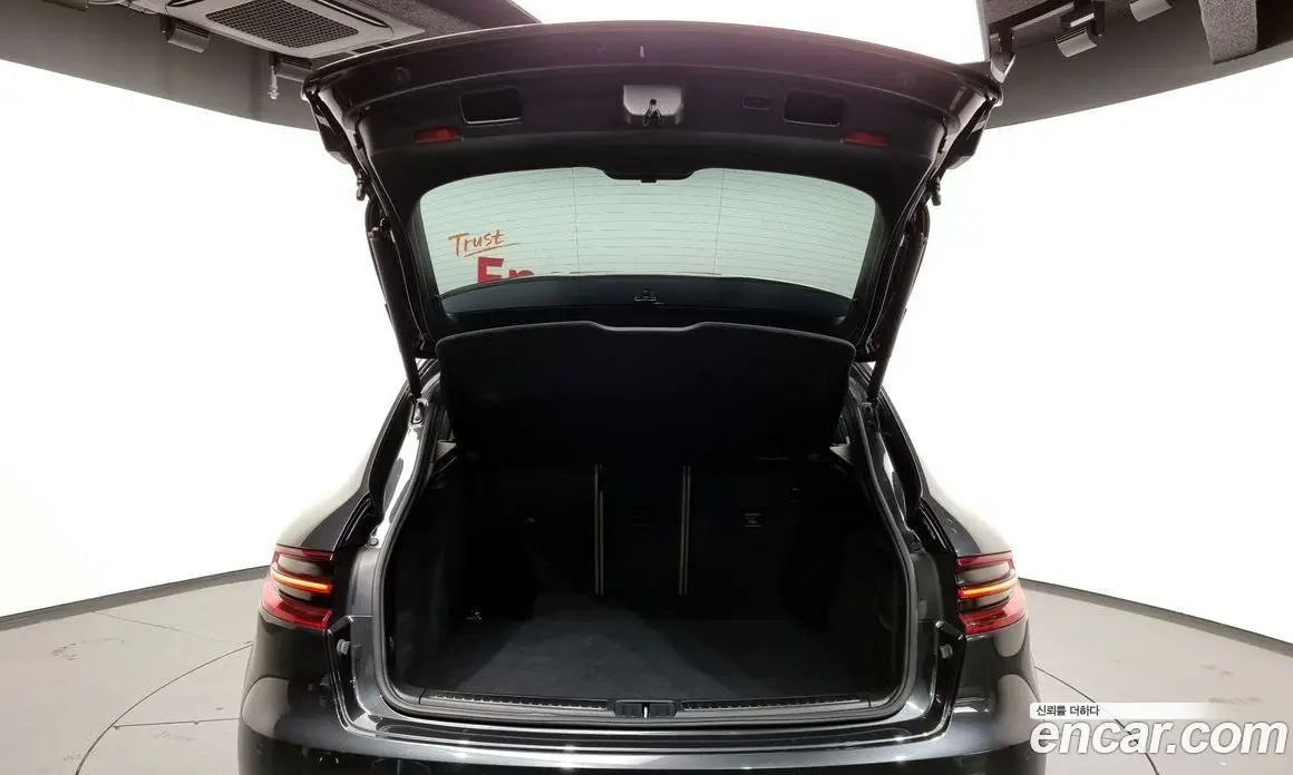 Porsche Macan 2017 2.0 автомат (гидро), фото 20 Porsche Macan 2017 2.0 автомат (гидро), фото 20