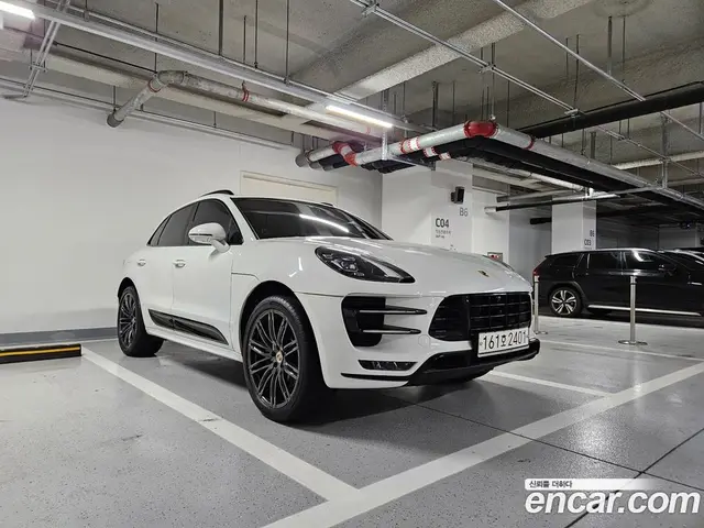 Porsche Macan 2017 3.6 автомат (гидро), миниатюра 2 Porsche Macan 2017 3.6 автомат (гидро), миниатюра 2