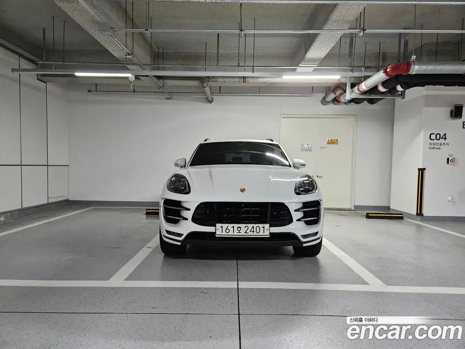 Porsche Macan 2017 3.6 автомат (гидро), фото 4 Porsche Macan 2017 3.6 автомат (гидро), фото 4