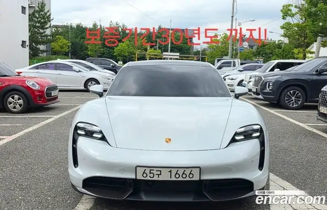 Porsche Taycan, 2021, 55 000 км