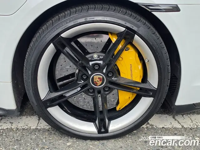 Porsche Taycan 2021 0.1 автомат (гидро), миниатюра 5