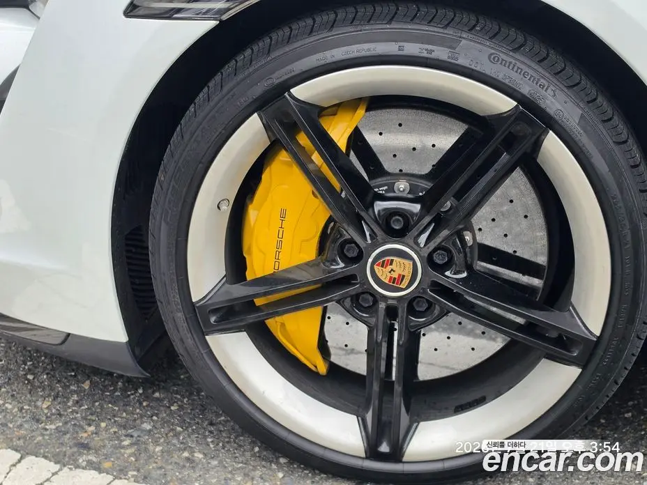Porsche Taycan 2021 0.1 автомат (гидро), фото 8