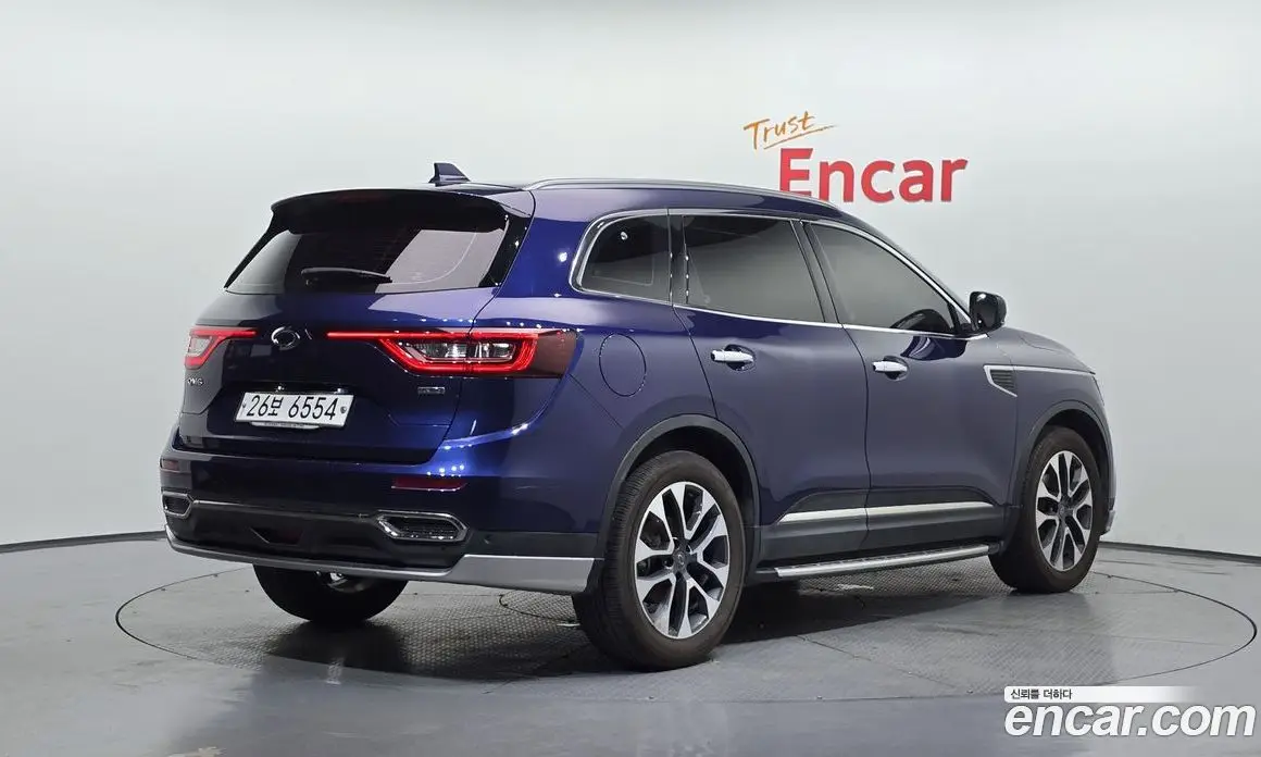 Renault (Samsung) QM6 2017 2.0 автомат (гидро), фото 2 Renault (Samsung) QM6 2017 2.0 автомат (гидро), фото 2