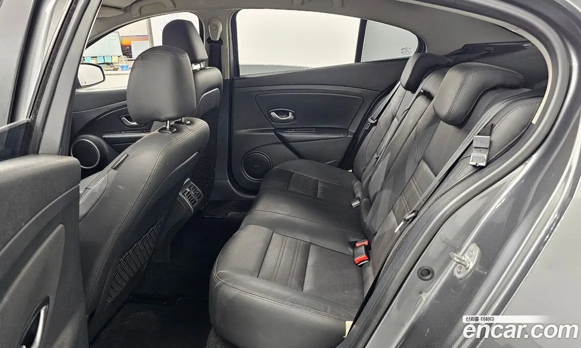 Renault (Samsung) SM3 2019 1.6 автомат (гидро), фото 12 Renault (Samsung) SM3 2019 1.6 автомат (гидро), фото 12