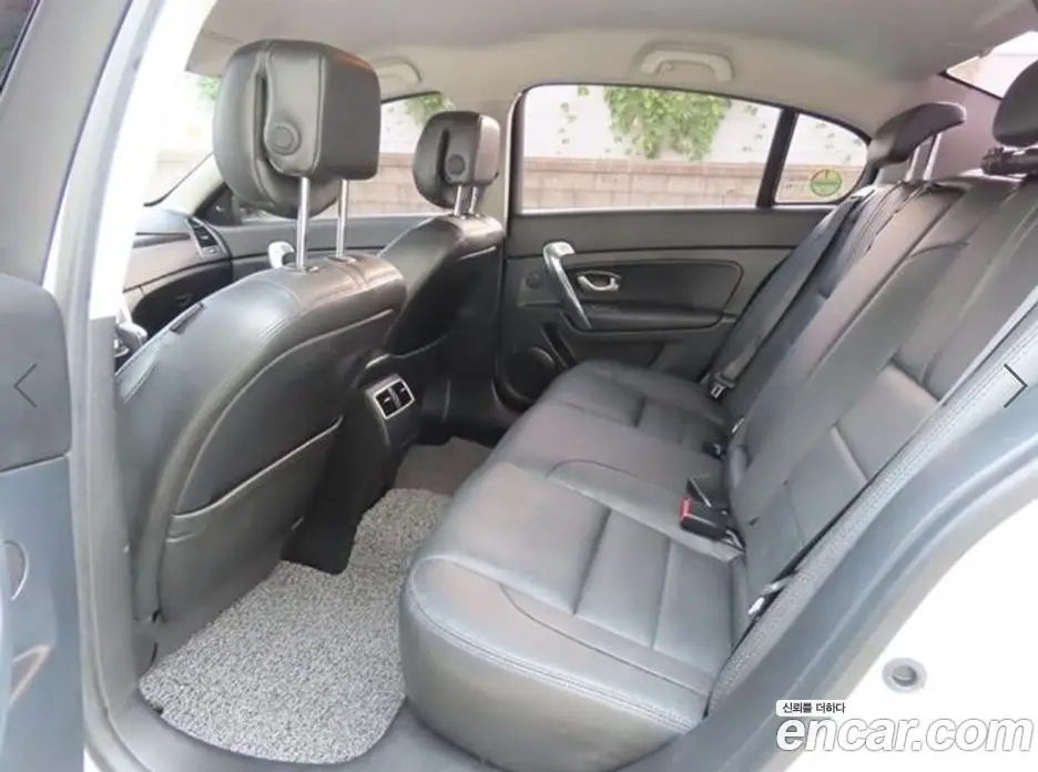 Renault (Samsung) SM5 2015 1.5 автомат (гидро), фото 7 Renault (Samsung) SM5 2015 1.5 автомат (гидро), фото 7
