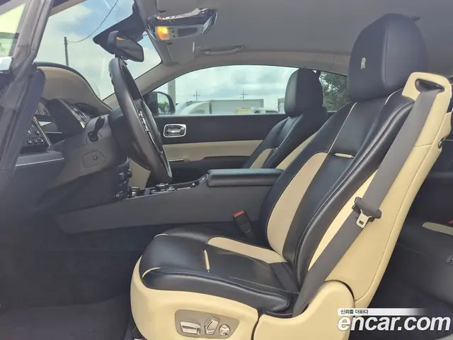 Rolls-Royce Wraith 2018 6.6 автомат (гидро), миниатюра 7