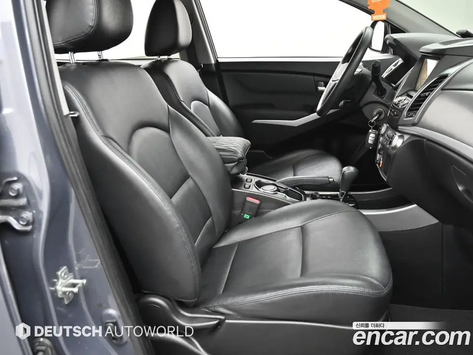 SsangYong Korando 2016 2.2 автомат (гидро), фото 10