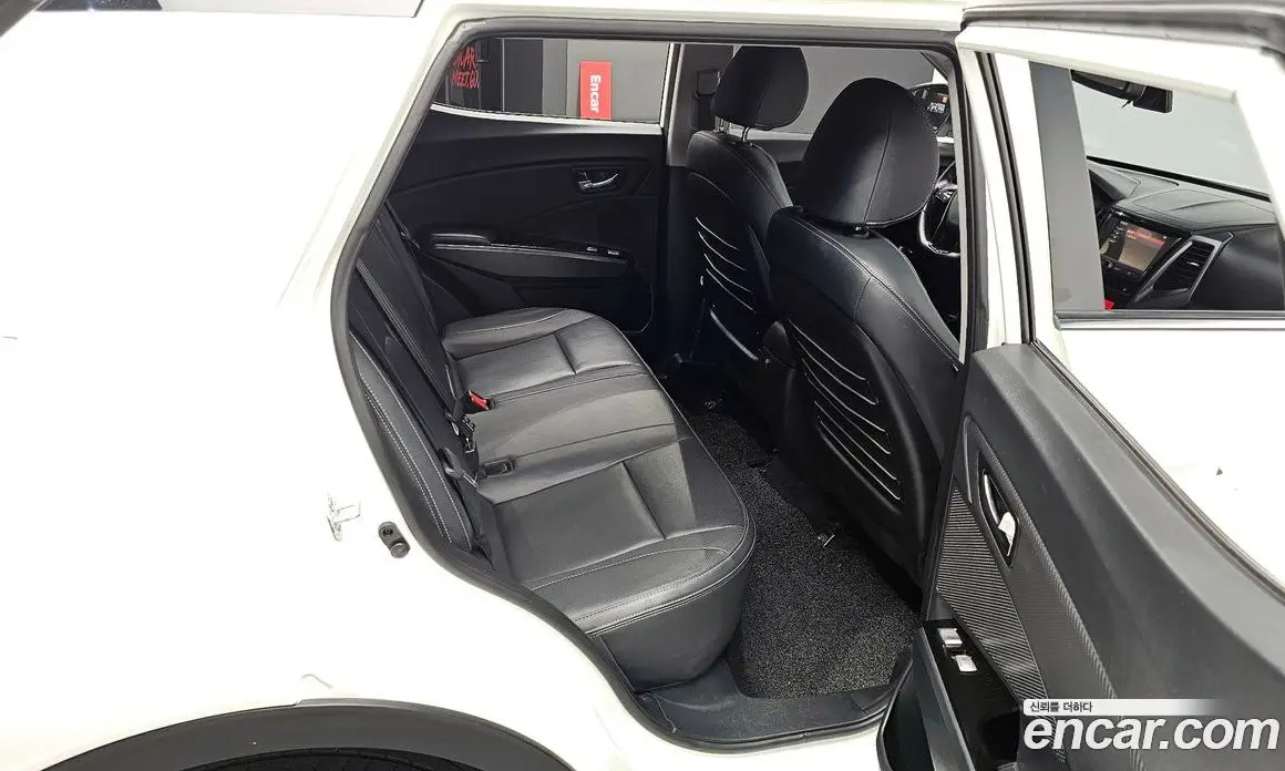 SsangYong TIBOLI 2016 1.6 автомат (гидро), фото 12