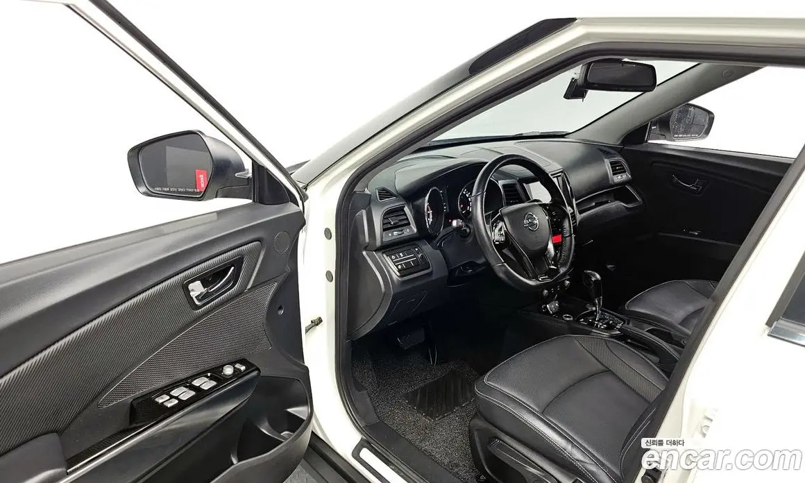 SsangYong TIBOLI 2016 1.6 автомат (гидро), фото 10