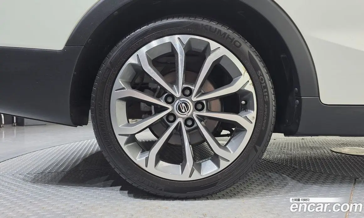 SsangYong TIBOLI 2017 1.6 автомат (гидро), фото 5 SsangYong TIBOLI 2017 1.6 автомат (гидро), фото 5