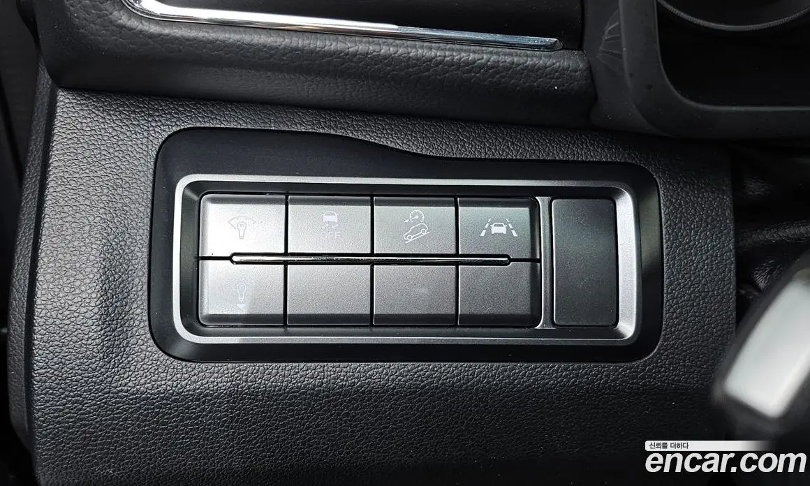 SsangYong TIBOLI 2019 1.6 автомат (гидро), фото 12