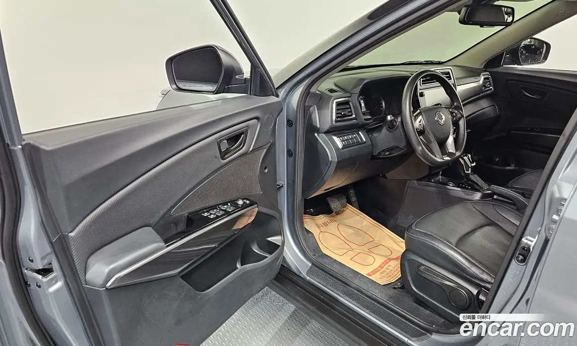 SsangYong TIBOLI 2019 1.6 автомат (гидро), фото 10