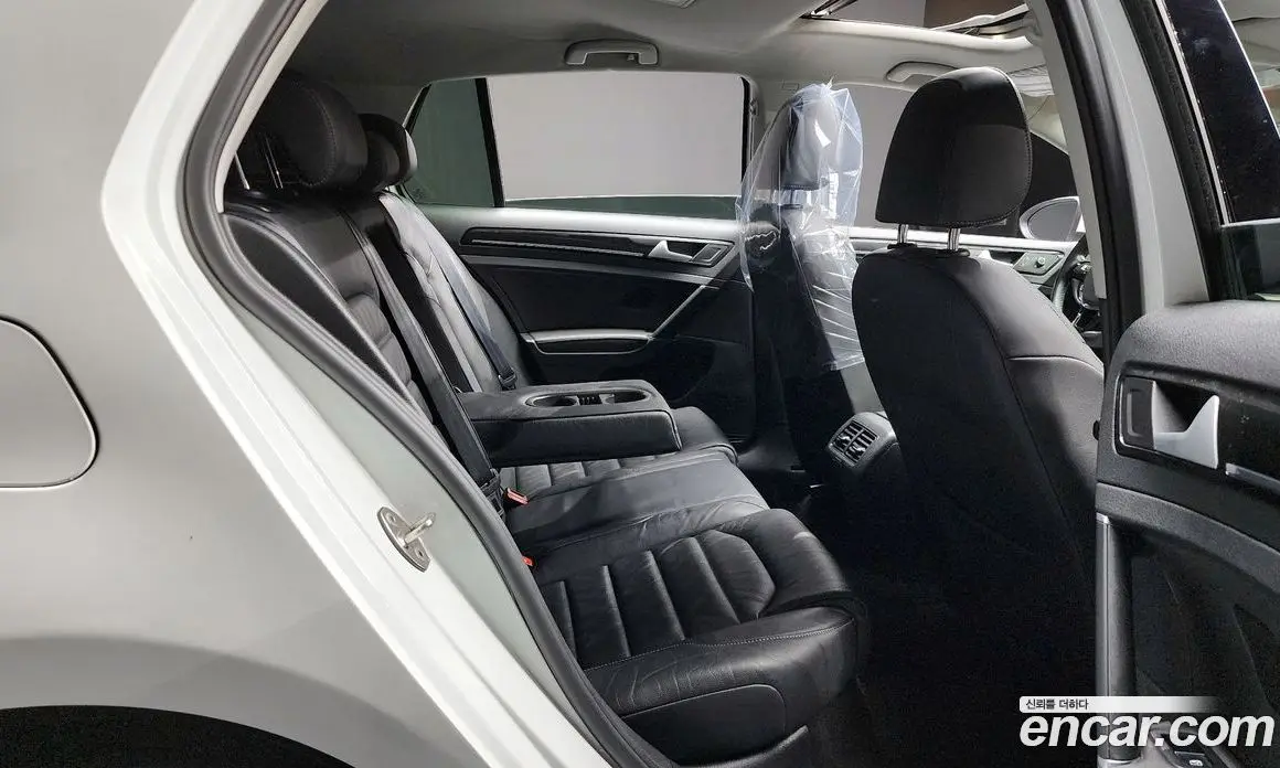 Volkswagen Golf 2015 2.0 автомат (гидро), фото 12 Volkswagen Golf 2015 2.0 автомат (гидро), фото 12