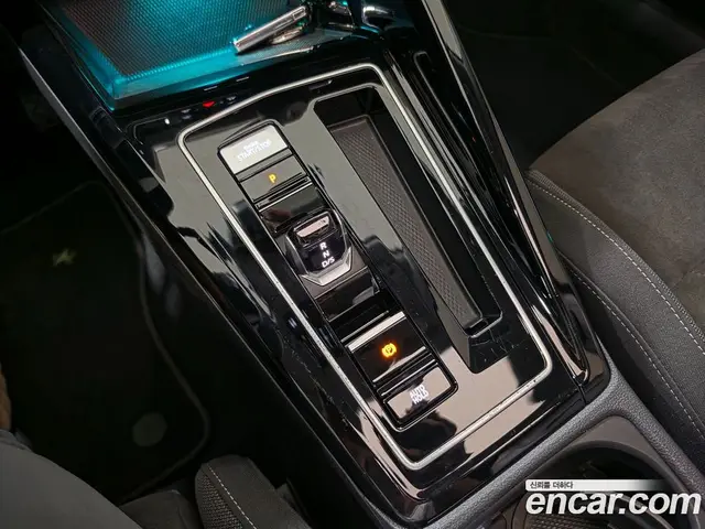 Volkswagen Golf 2023 2.0 автомат (гидро), миниатюра 9 Volkswagen Golf 2023 2.0 автомат (гидро), миниатюра 9