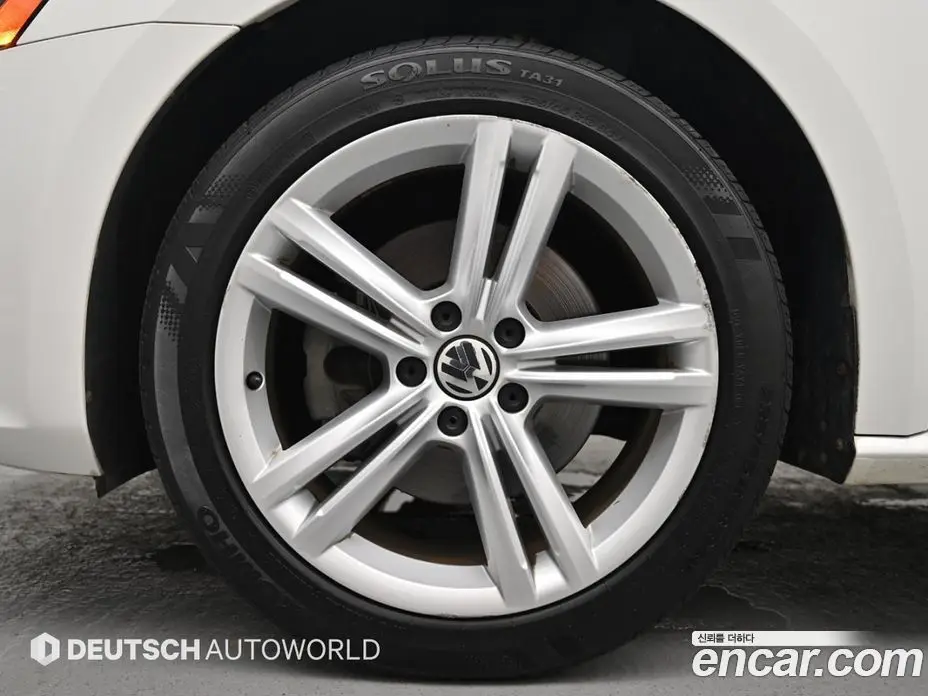 Volkswagen Passat 2013 2.5 автомат (гидро), фото 5 Volkswagen Passat 2013 2.5 автомат (гидро), фото 5