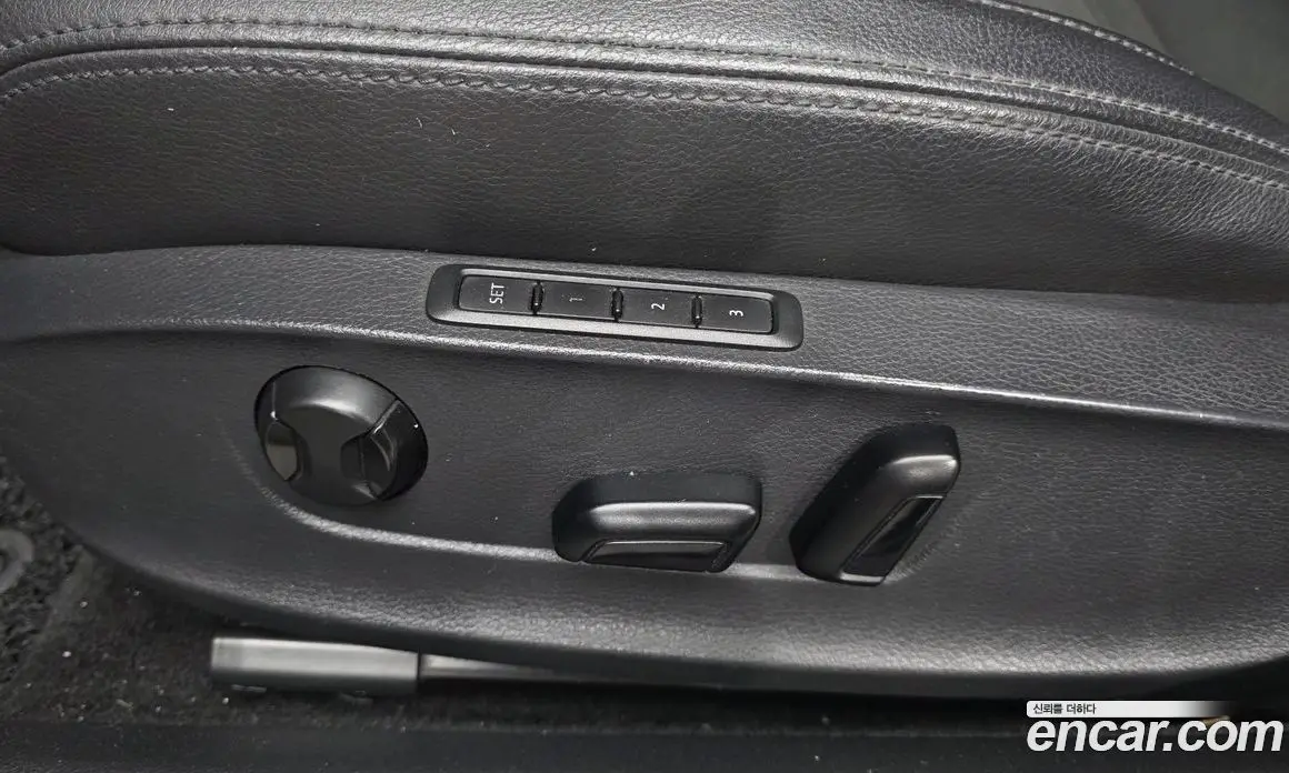 Volkswagen Passat 2015 2.0 автомат (гидро), фото 16 Volkswagen Passat 2015 2.0 автомат (гидро), фото 16