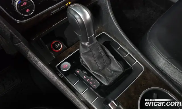 Volkswagen Passat 2015 2.0 автомат (гидро), миниатюра 9 Volkswagen Passat 2015 2.0 автомат (гидро), миниатюра 9