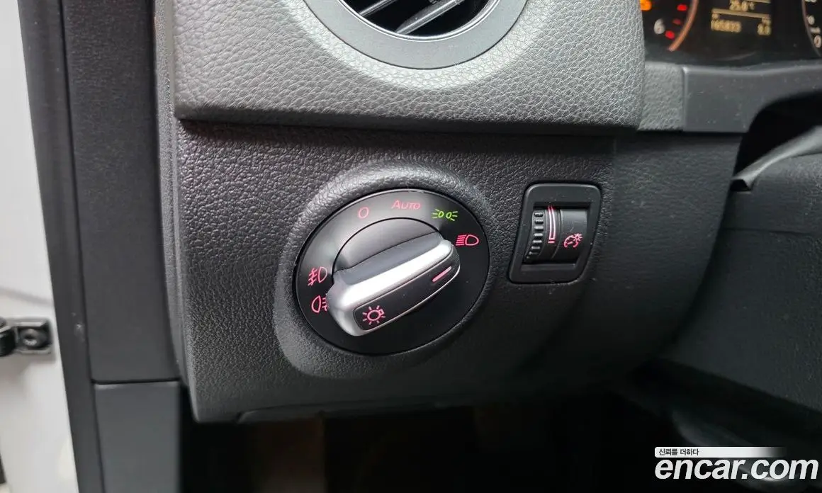 Volkswagen Tiguan 2014 2.0 автомат (гидро), фото 17