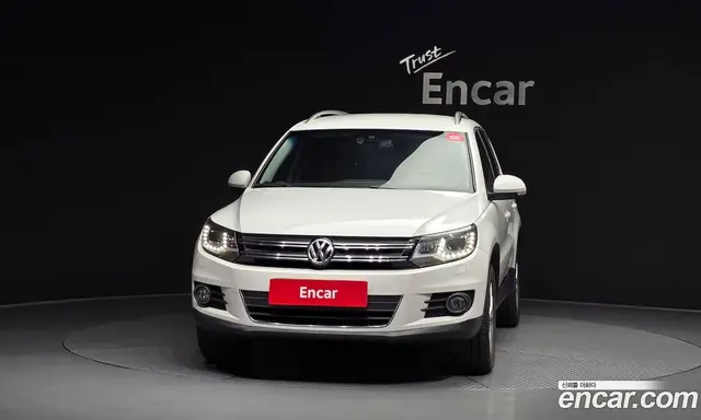 Volkswagen Tiguan 2014 2.0 автомат (гидро), миниатюра 3