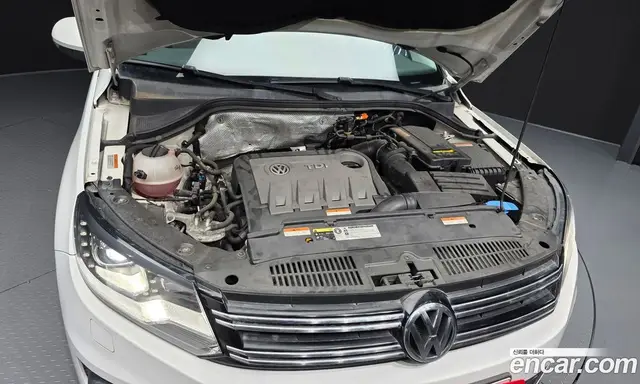 Volkswagen Tiguan 2014 2.0 автомат (гидро), миниатюра 6