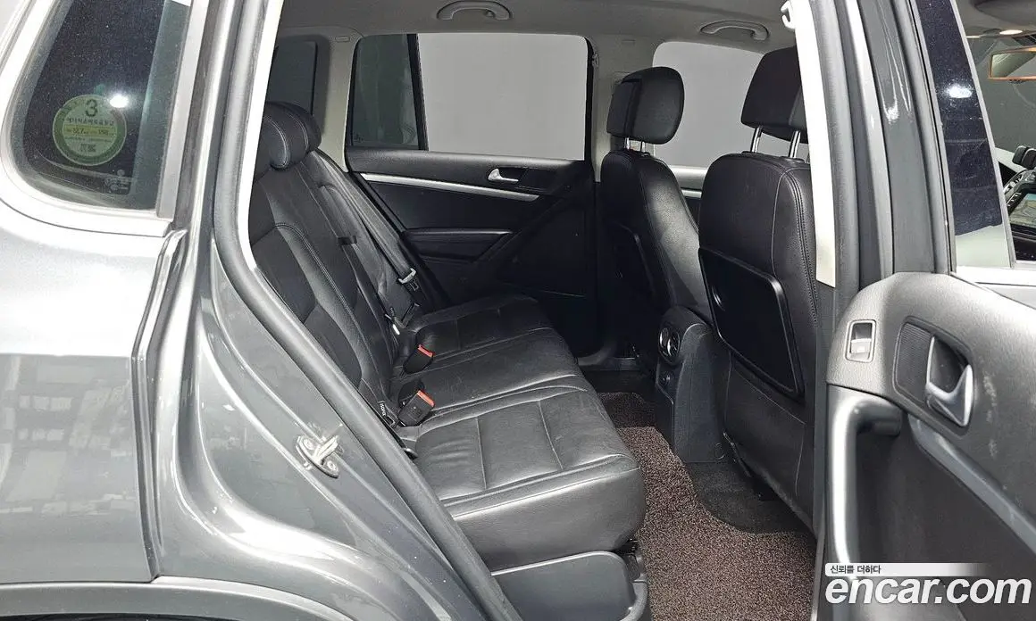 Volkswagen Tiguan 2015 2.0 автомат (гидро), фото 11