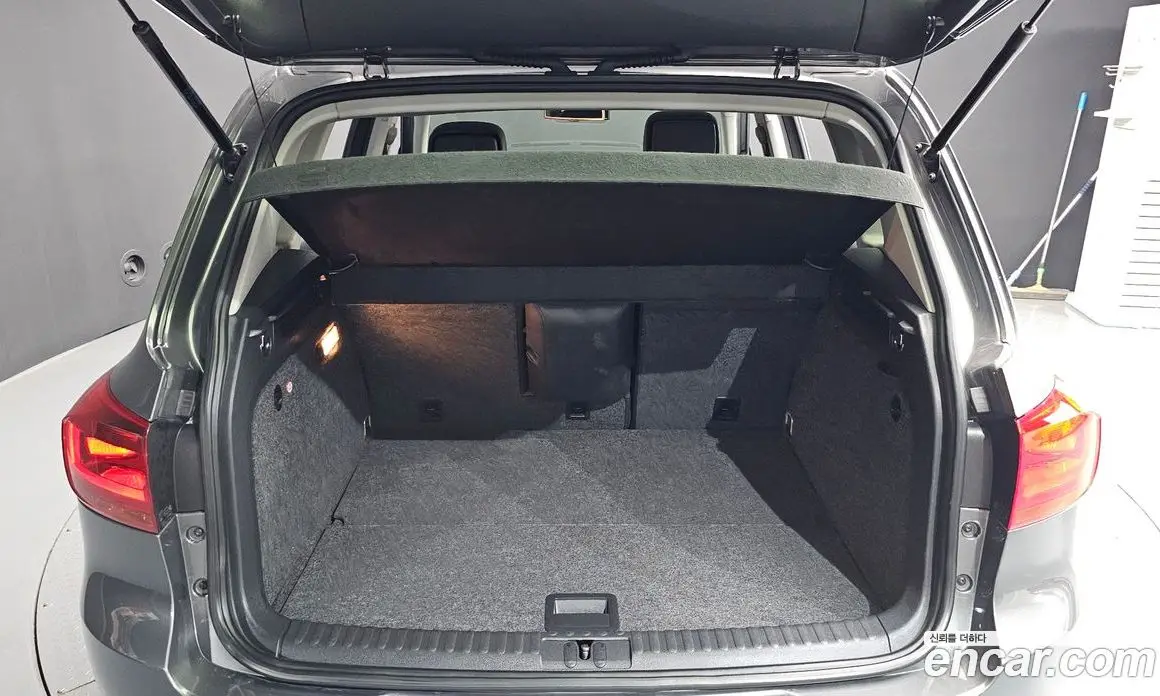 Volkswagen Tiguan 2015 2.0 автомат (гидро), фото 20