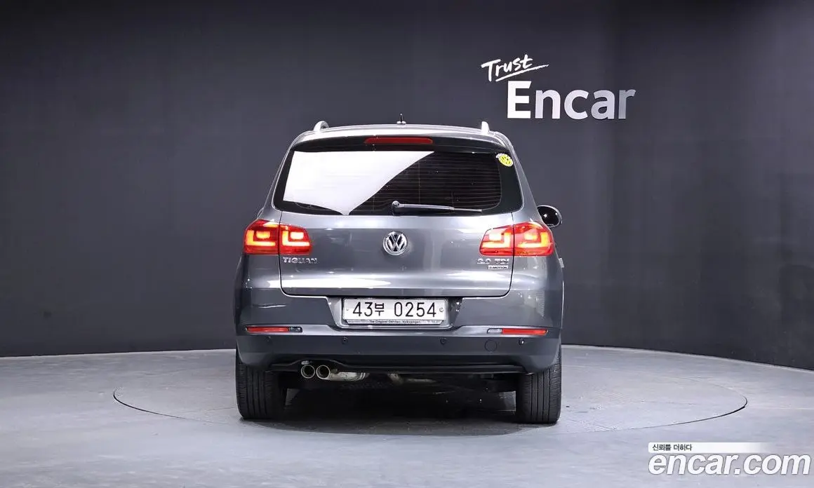 Volkswagen Tiguan 2015 2.0 автомат (гидро), фото 4