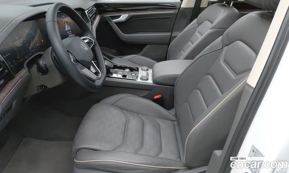 Volkswagen Touareg 2023 3.0 автомат (гидро), фото 10 Volkswagen Touareg 2023 3.0 автомат (гидро), фото 10