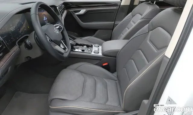 Volkswagen Touareg 2023 3.0 автомат (гидро), миниатюра 10 Volkswagen Touareg 2023 3.0 автомат (гидро), миниатюра 10