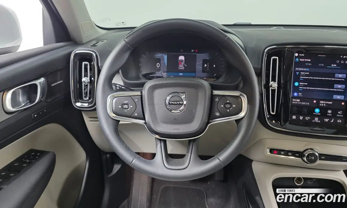 Volvo XC40 2024 2.0 автомат (гидро), фото 13 Volvo XC40 2024 2.0 автомат (гидро), фото 13