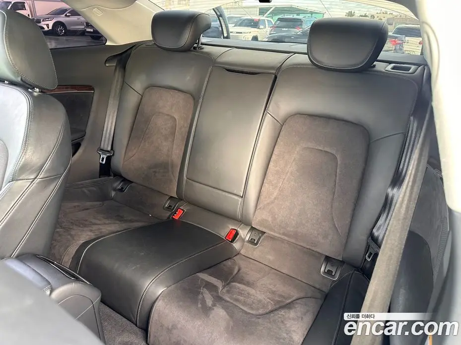 Audi A5 2011 2.0 автомат (гидро), фото 16 Audi A5 2011 2.0 автомат (гидро), фото 16