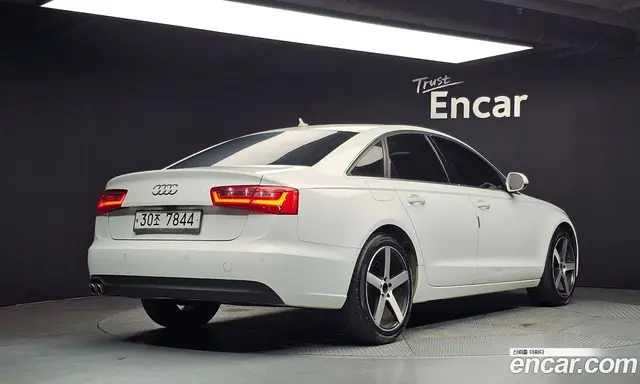 Audi A6 2014 2.0 автомат (гидро), миниатюра 2